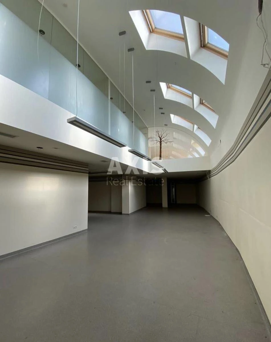 Service object nab. Dniprovs'ka 19, 500m2336707