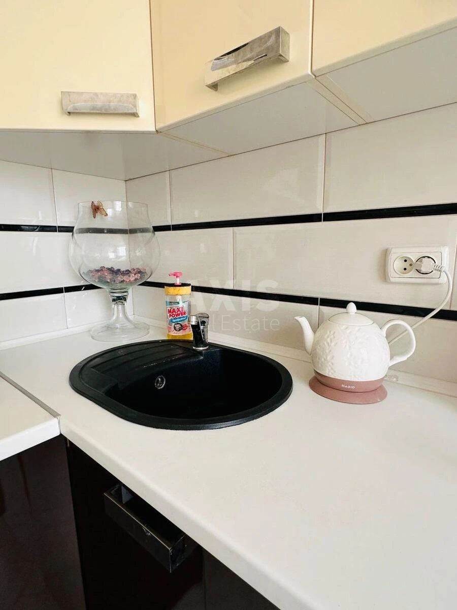 1k apartment vul. Yulia Zdanovska 46/1672882