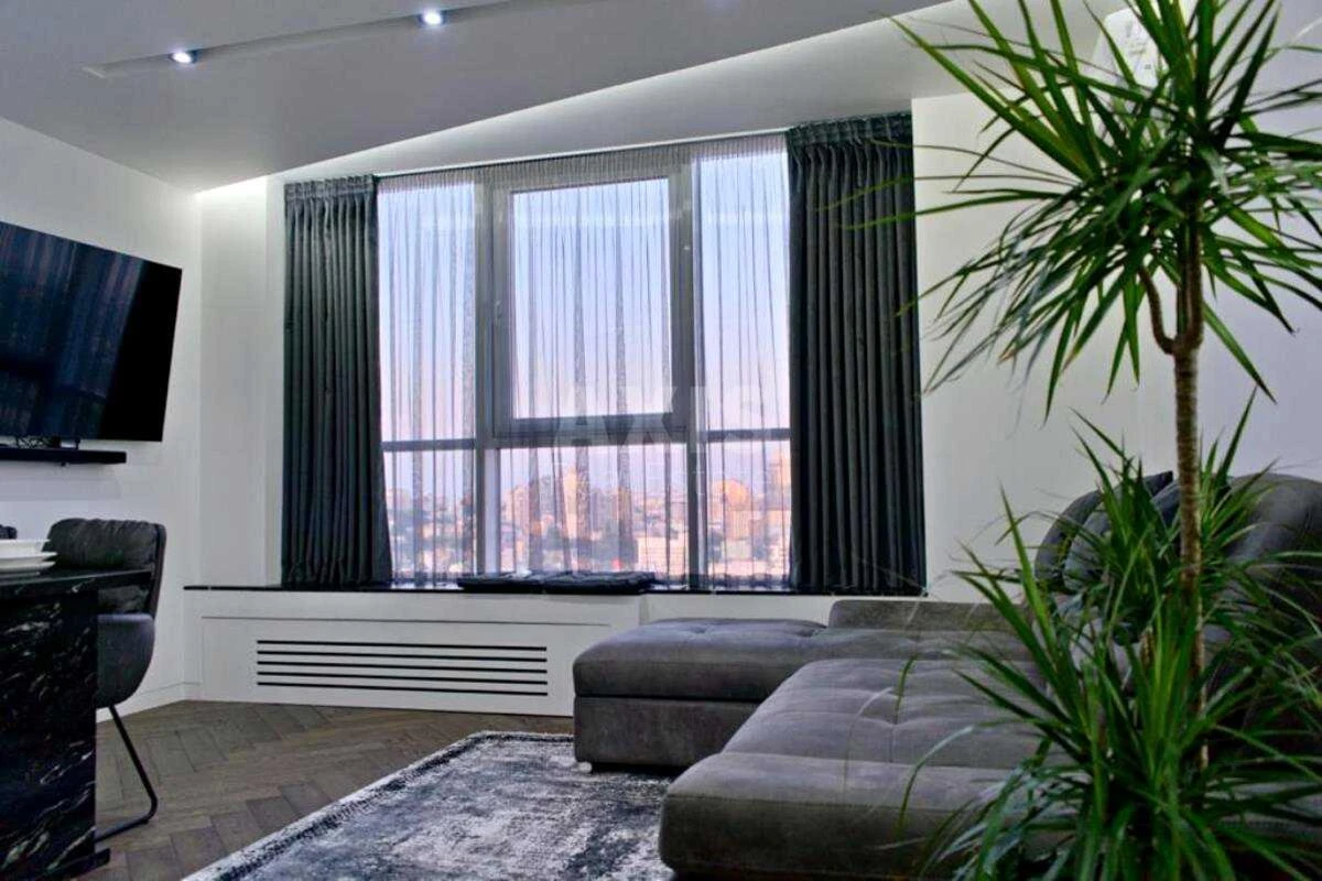 2k apartment pr-t Berestejskij 5В704462