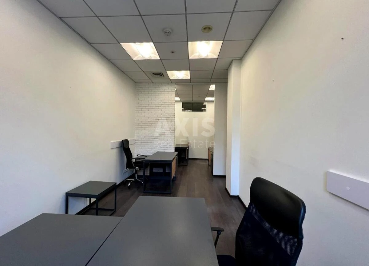 Office prov. Ryl's'kyj 6, 177m2705083