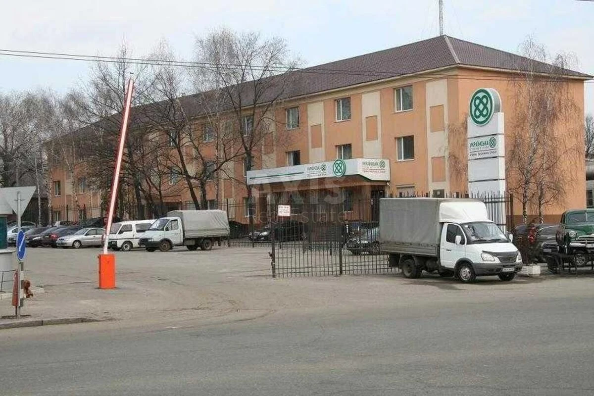 Office vul. Fedorova Ivana 32А, 1922m2673981