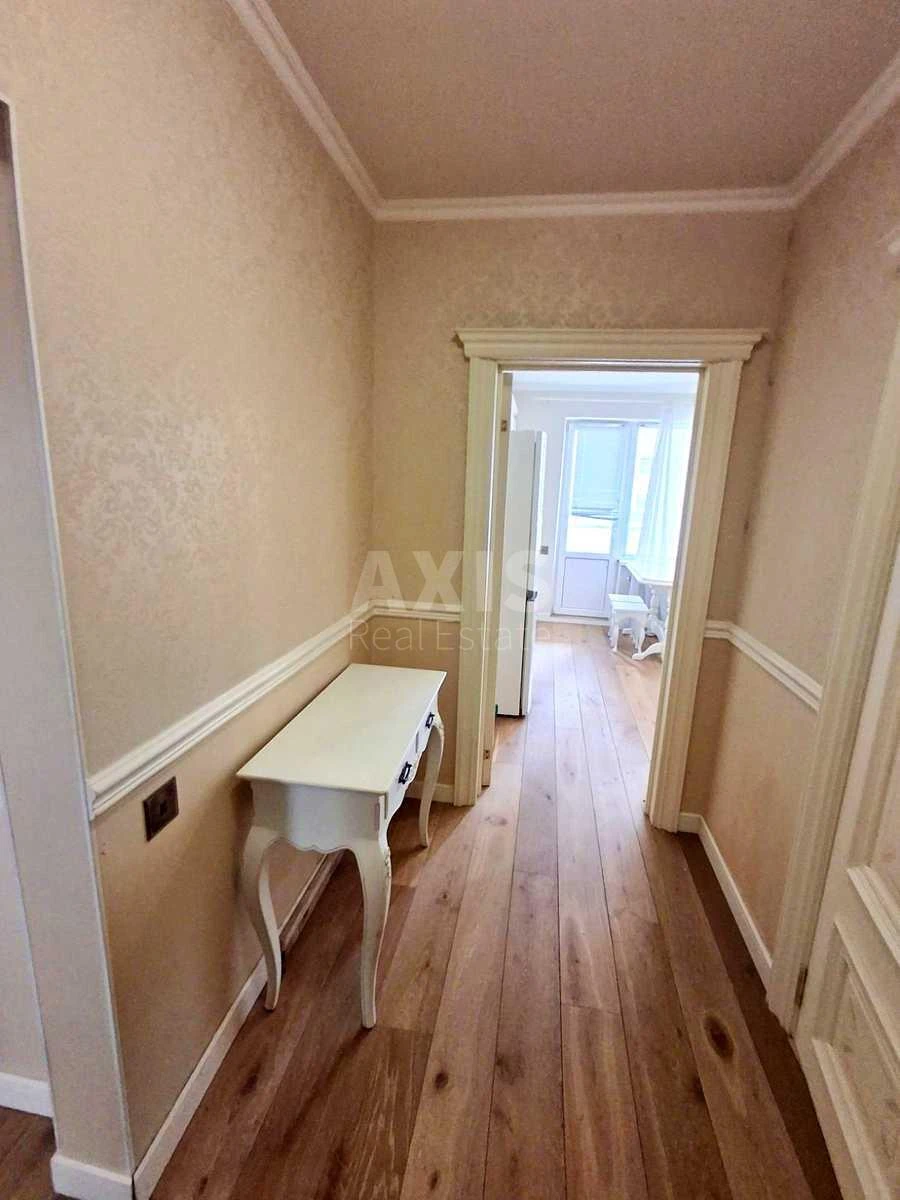 1k apartment vul. Urlivs'ka 36А705413
