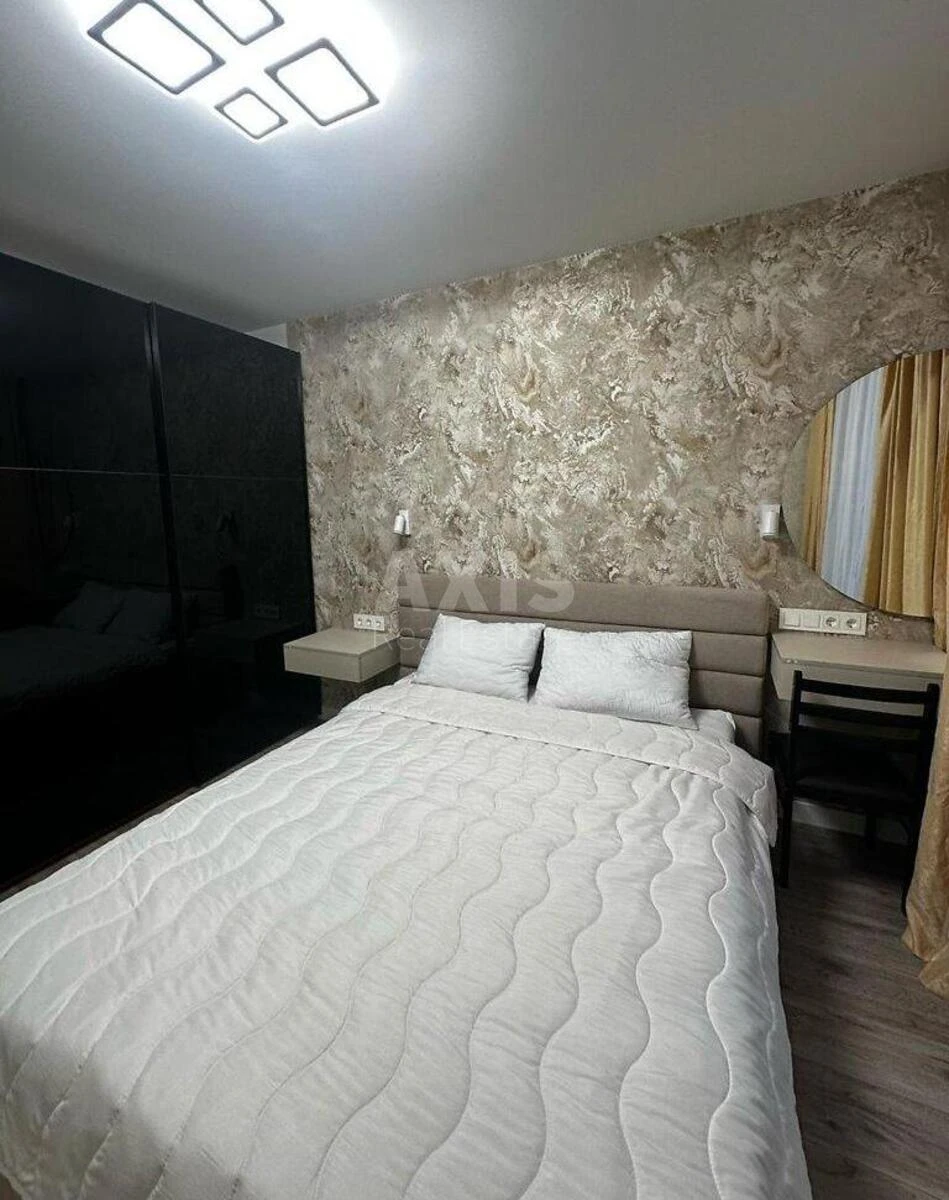 1k apartment pr-t Yevropeyskoho Soyuzu 53/46663332