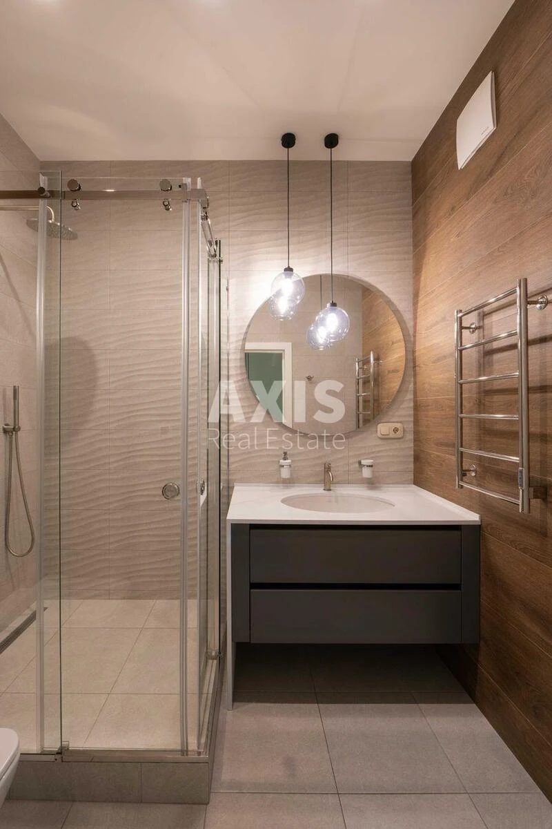 4k apartment vul. Strutyns'kogo Sergija 2581289