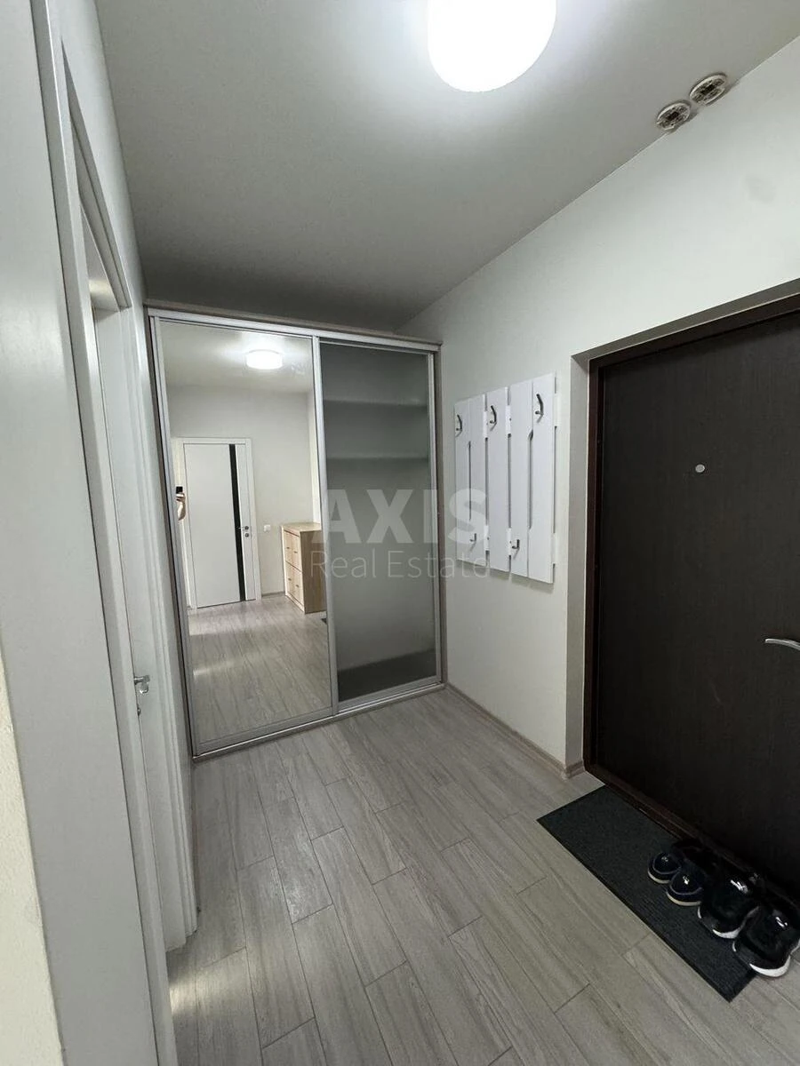 1к квартира ул. Вышгородская 45/13693568