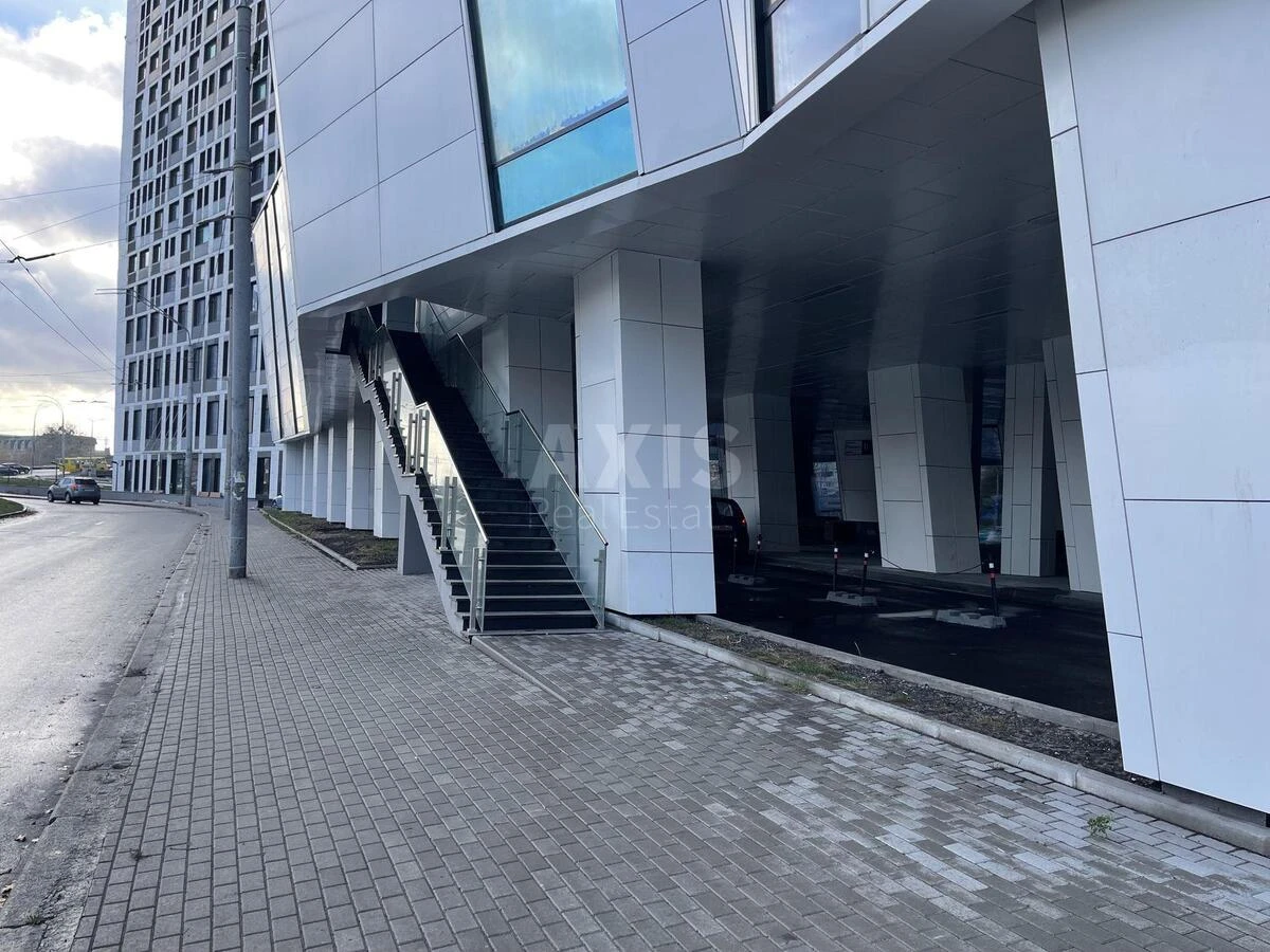 Объект торговли пр-т Берестейский 11Б, 812м261240