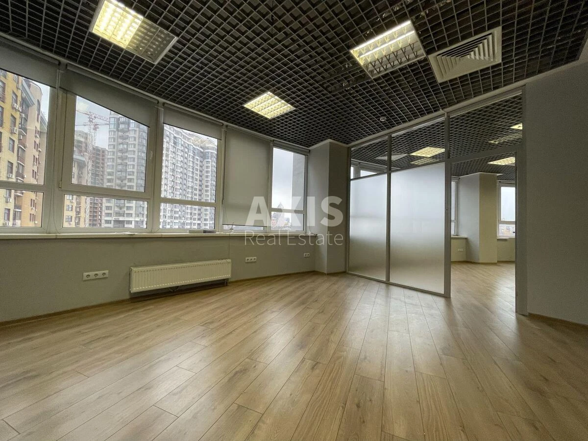 Office vul. Jevgena Konoval'cja Thirty-six D, 830m2611430