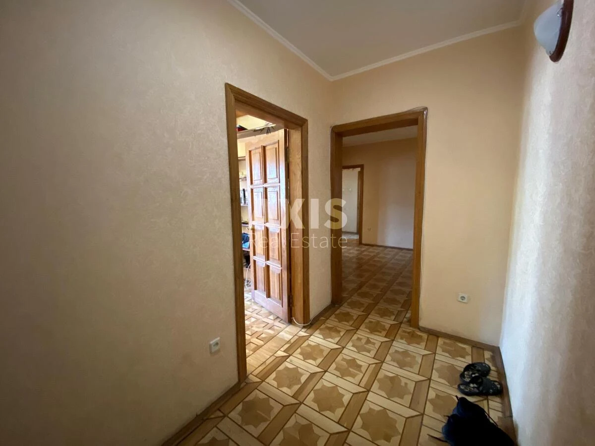 5k apartment vul. Александры Эстер 10/87665327