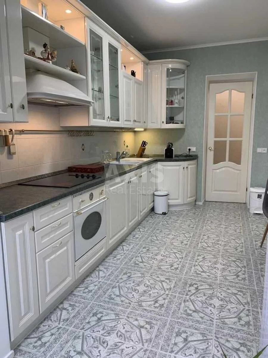 3k apartment vul. Staronavodnyc'ka 8