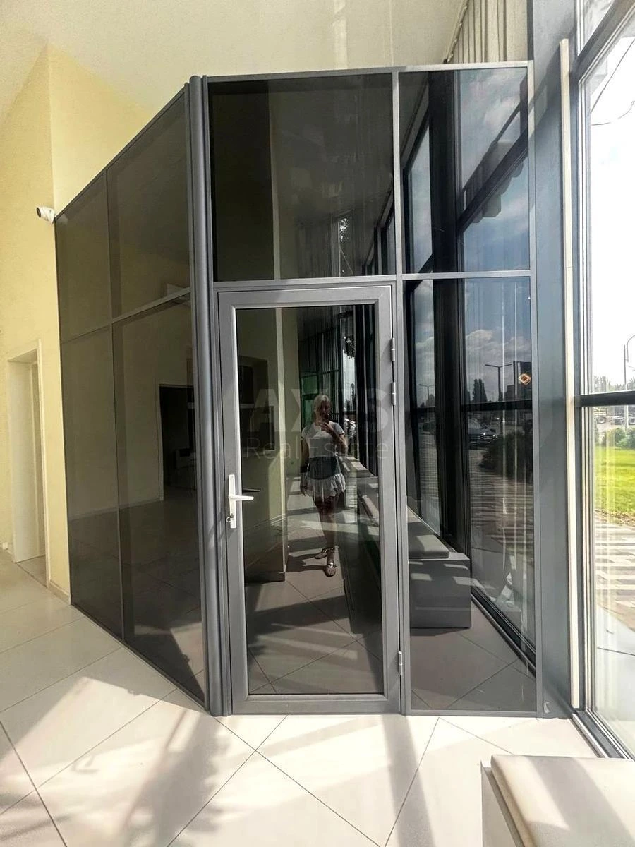 Office pr-t Bazhana Mykoly 17А, 183m27127520