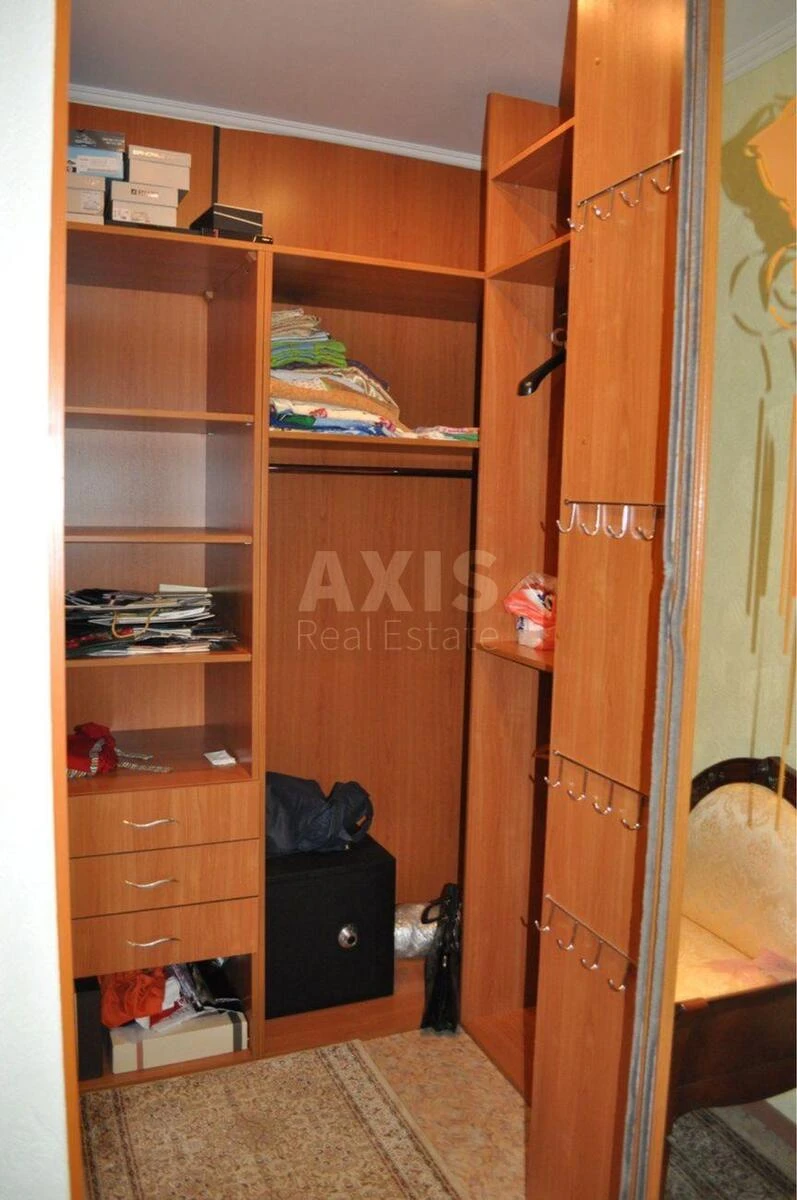 1k apartment vul. Ahmatovoi' Anny 35Б649995