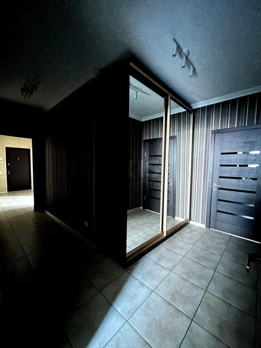 Офис ул. Елены Пчилки 8, 120м2584368