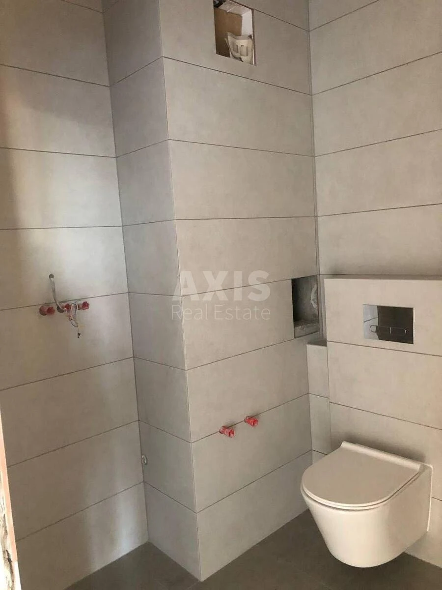 1k apartment vul. Sverstjuka Jevgena 46997113