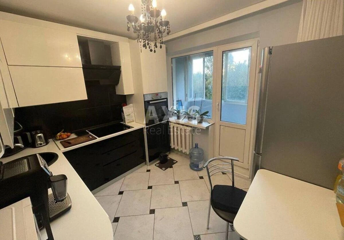 3k apartment vul. Vyshgorods'ka forty-seven B707040