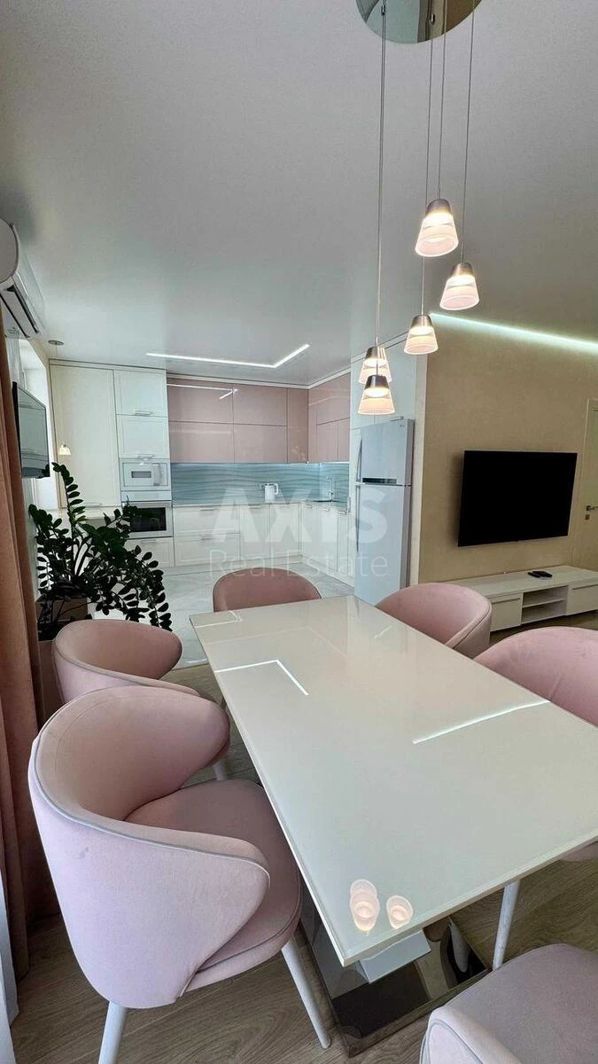 3k apartment vul. Metrologichna 54686440