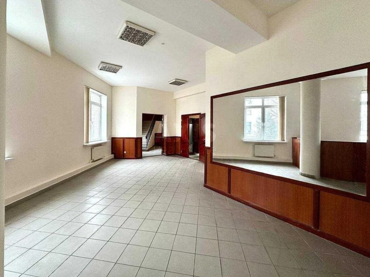 Офис ул. Евгения Коновальца 36Б, 925м2669792