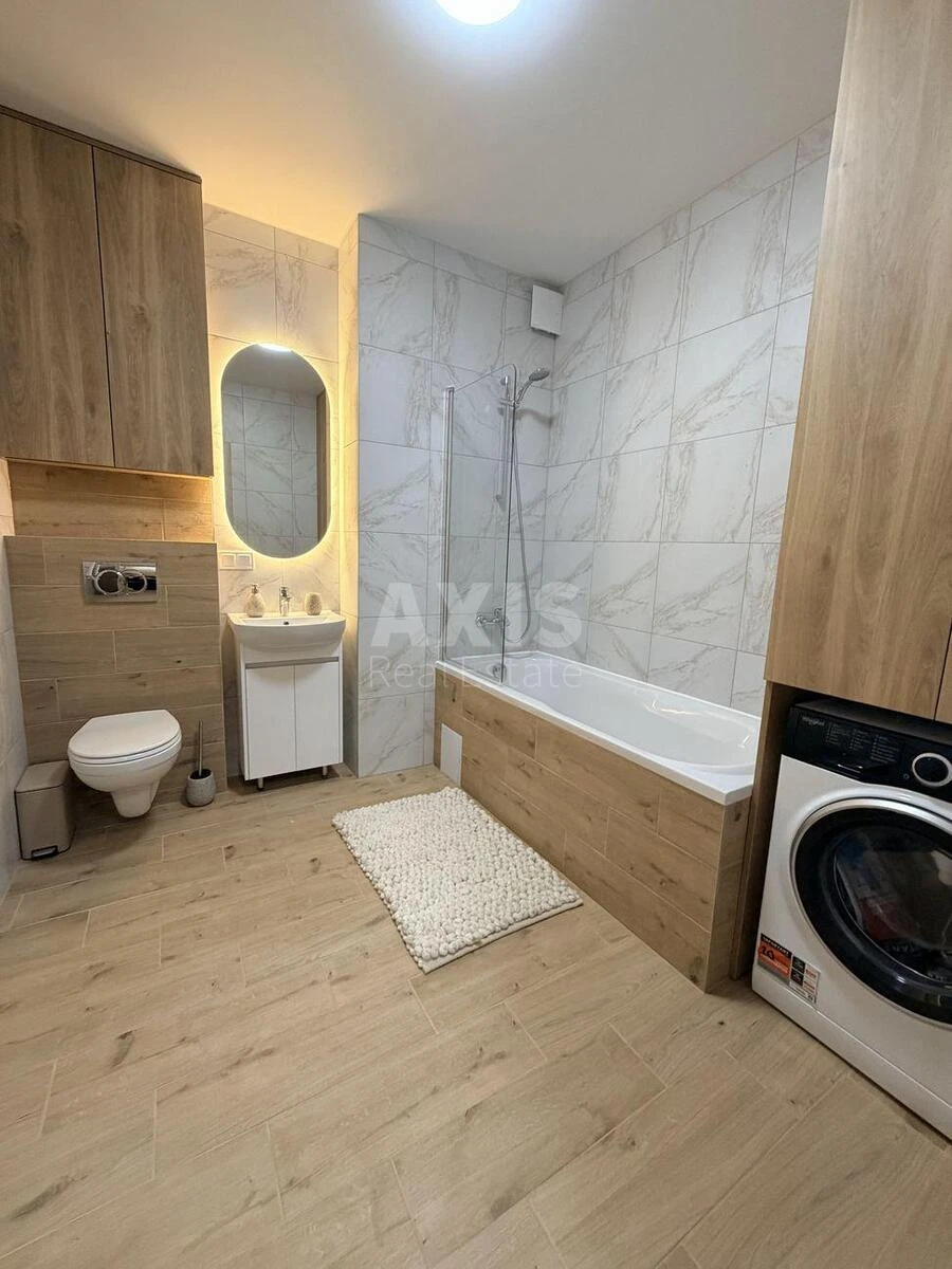 1k apartment pr-t Glushkova Akademika 427011015