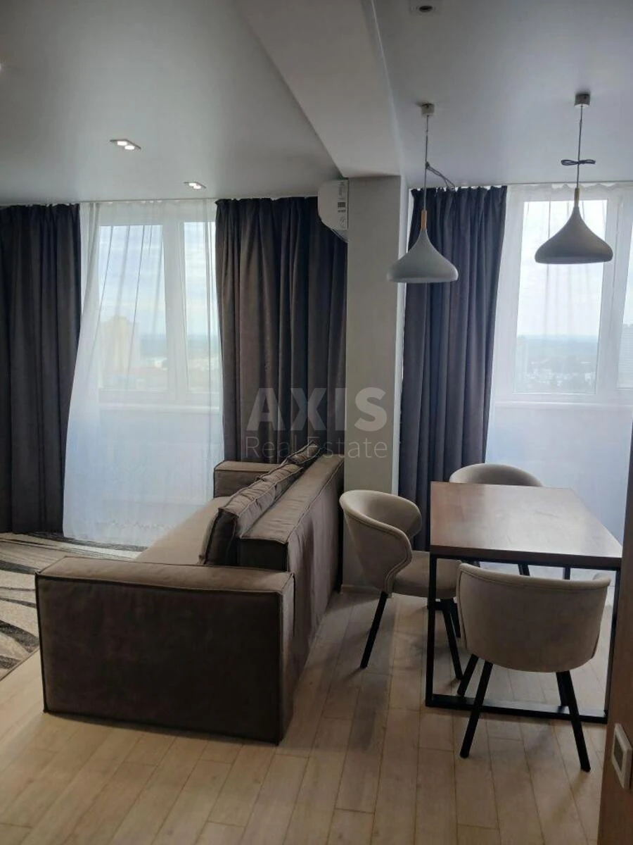 1k apartment vul. Yulia Zdanovska 34Б706505