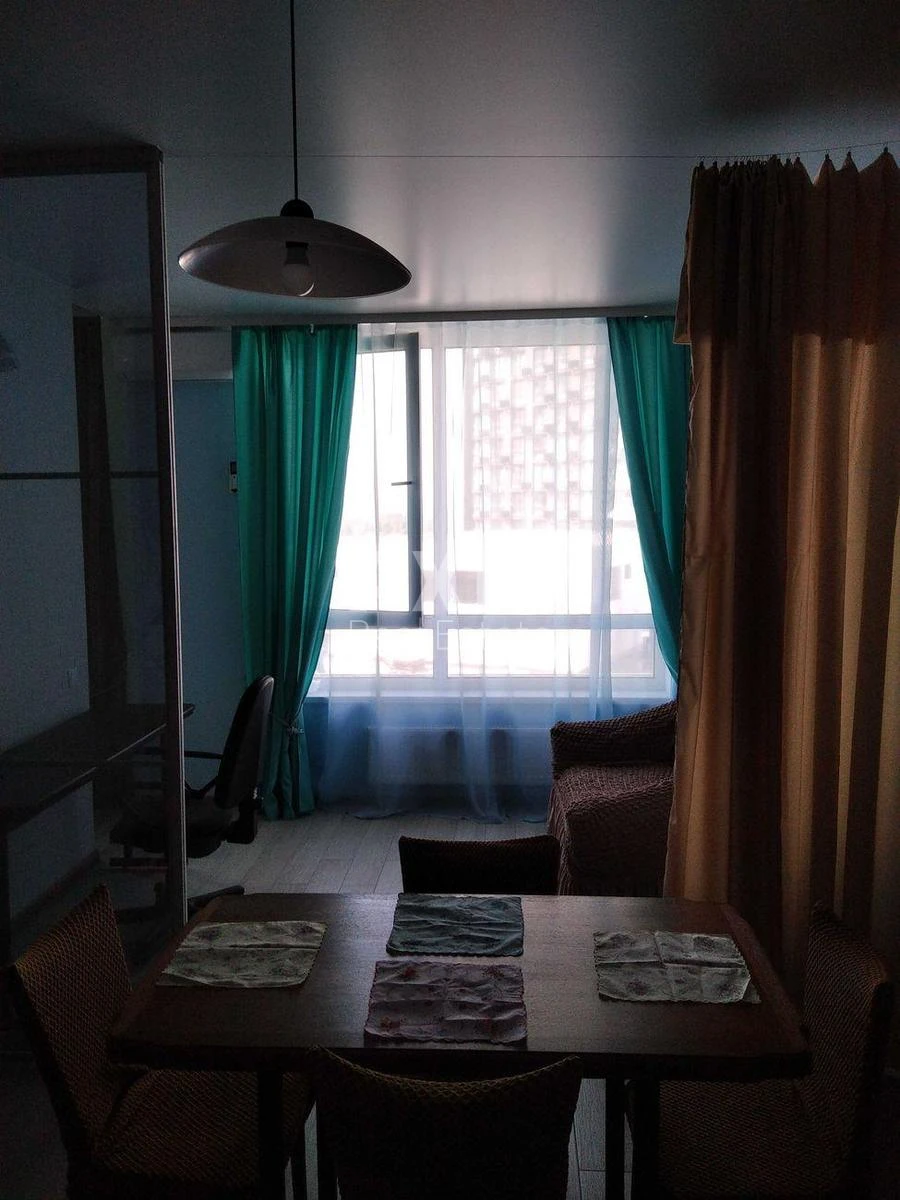 2k apartment nab. Dniprovs'ka 15356237
