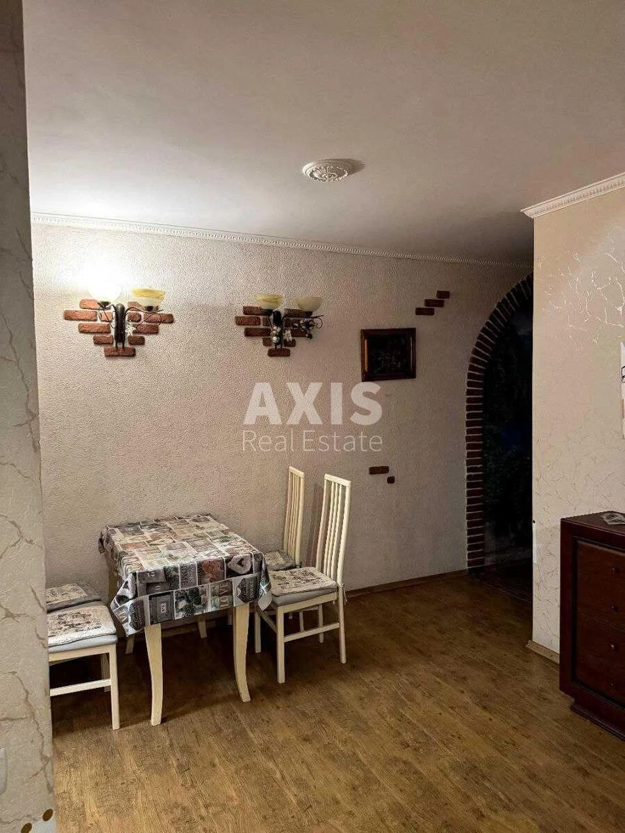 2k apartment vul. Strokacha Tymofija 7631980