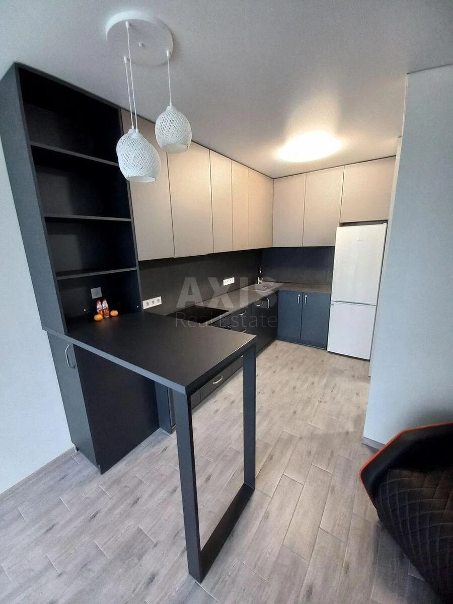 1k apartment vul. Grechka Marshala 10Б706940