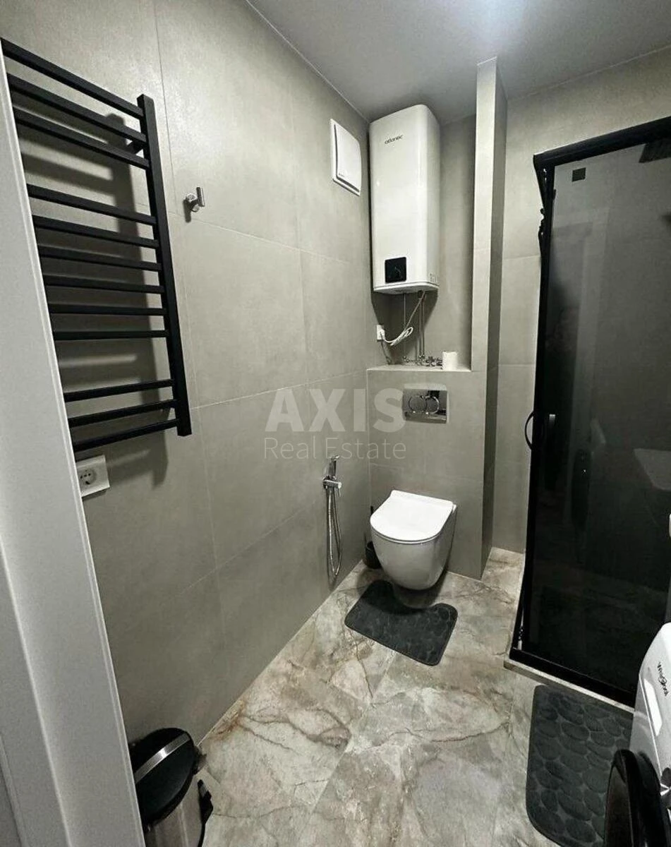 1k apartment pr-t Yevropeyskoho Soyuzu 53/46663334