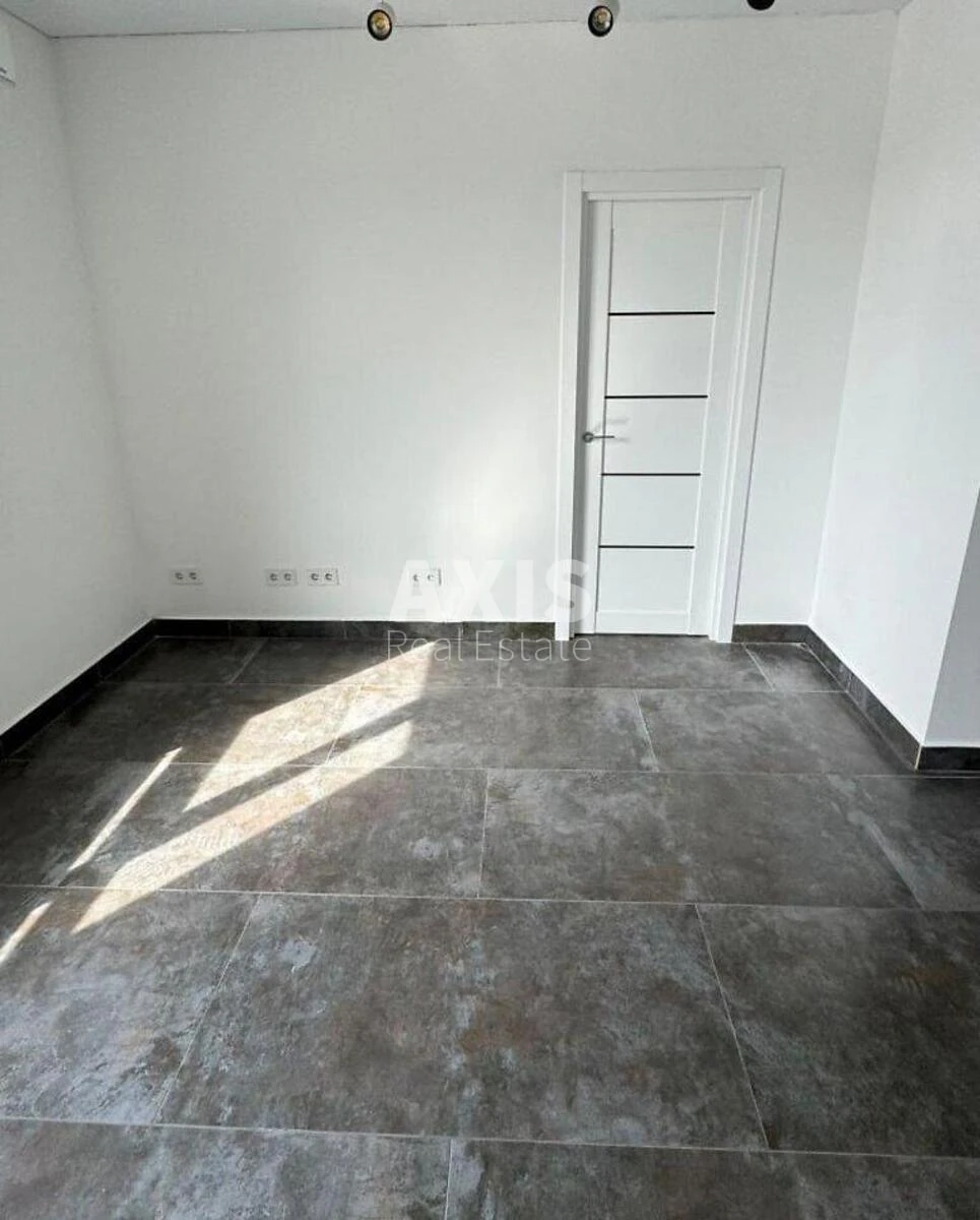 Trade object vul. Saljutna 2, 52m2602364