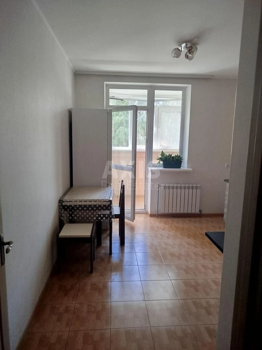 1k apartment pr-t Berestejskij 90/1643681