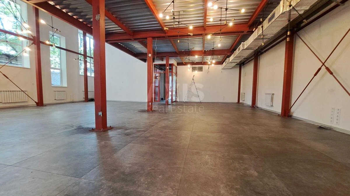 Office vul. Sverstjuka Jevgena 11Б, 250m2708684