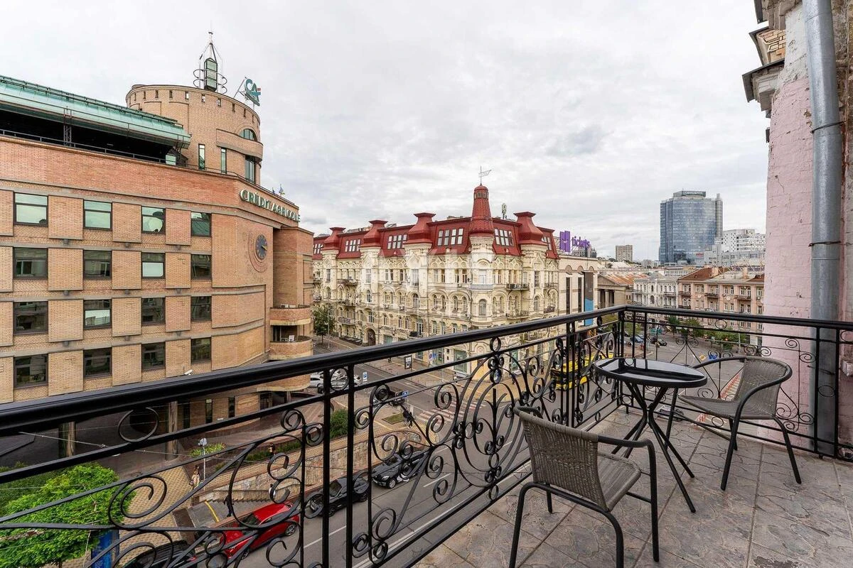 Office vul. Hetmana Skoropadskoho Pavla 1, 134m27107410