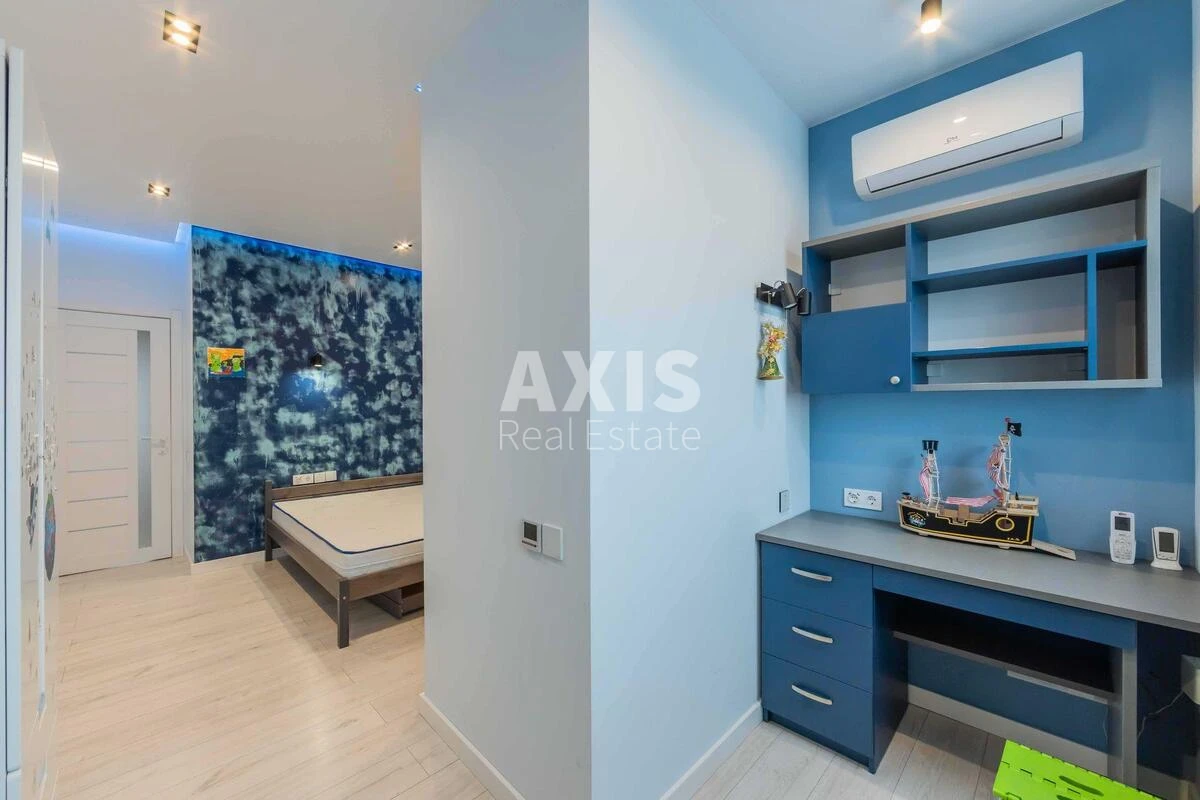 4к квартира пр-т Берестейский 676534615