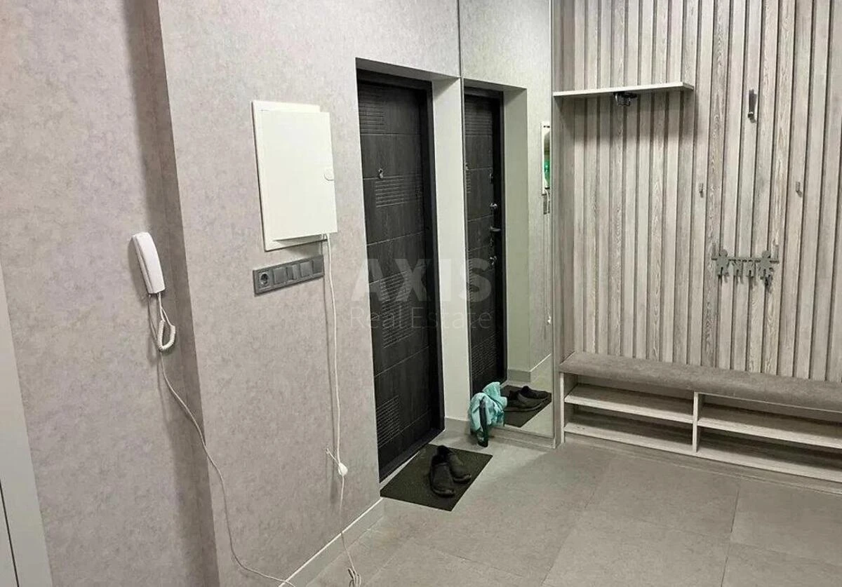 3k apartment vul. Metrologichna 256880318