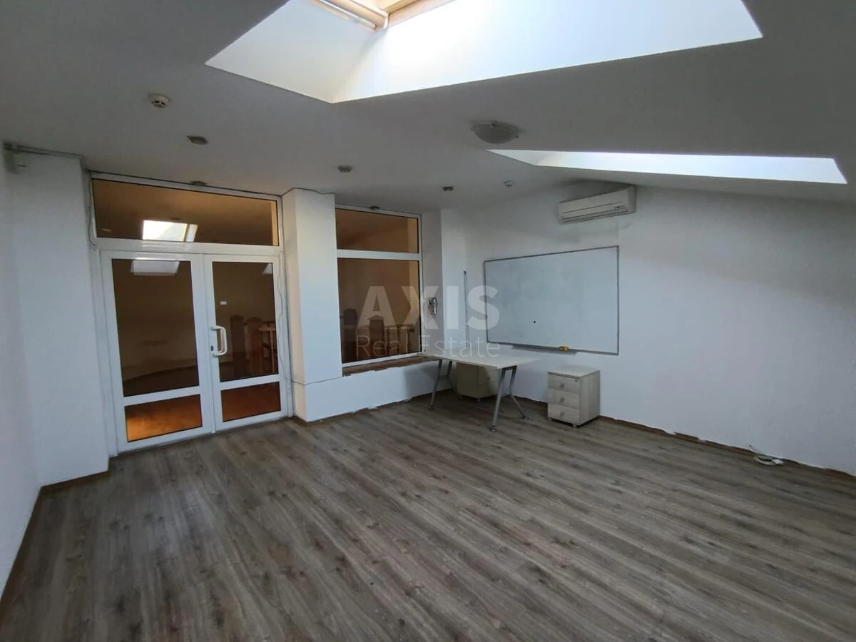 Office vul. Gorodec'kogo Arhitektora 10/1, 340m2699615