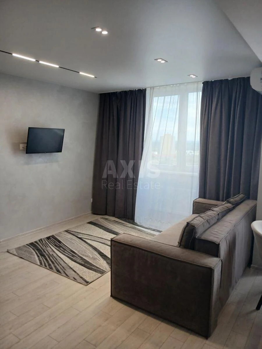 1k apartment vul. Yulia Zdanovska 34Б706507
