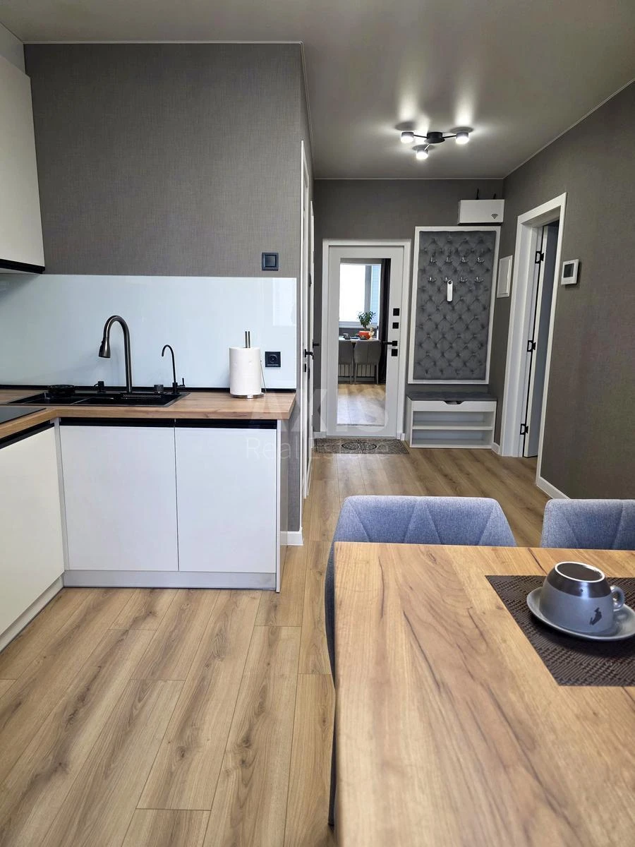 2к квартира ул. Кошица Александра 96889718