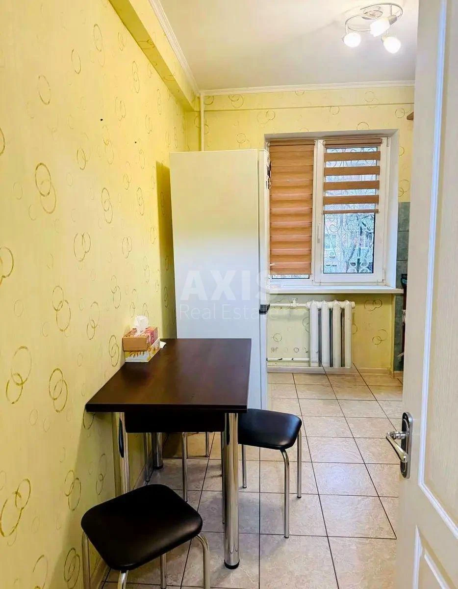 2к квартира пр-т Голосеевский 122673040