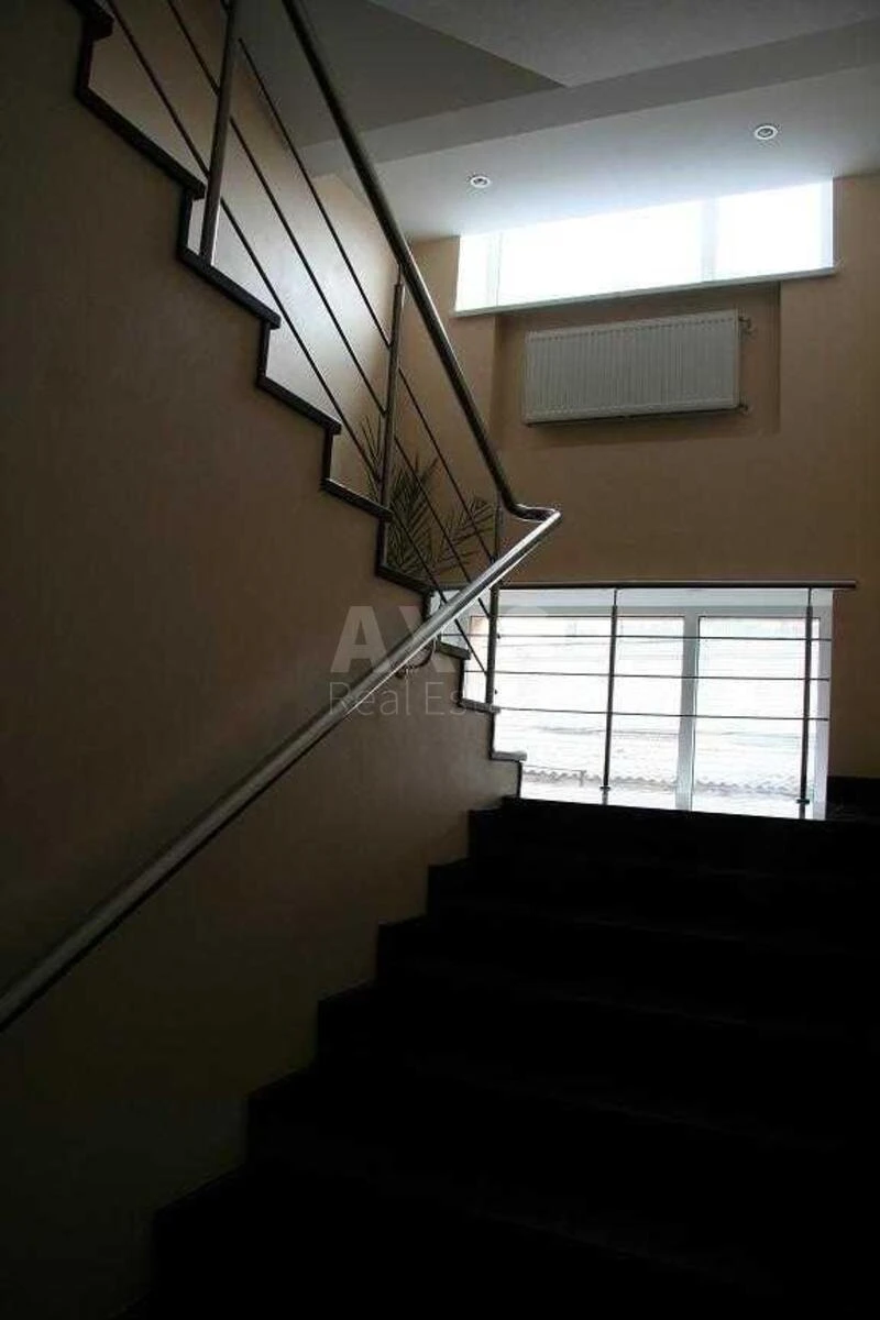 Office vul. Fedorova Ivana 32А, 1922m2673984