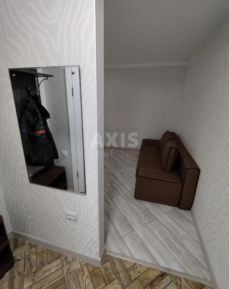 1k apartment vul. Entuziastiv 29/1720632
