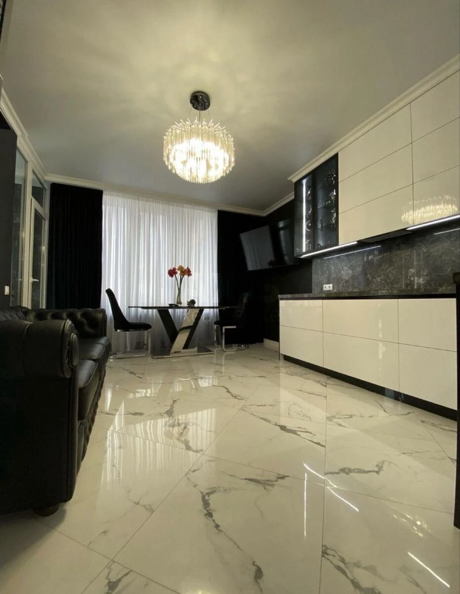 2k apartment nab. Dniprovs'ka 18645507