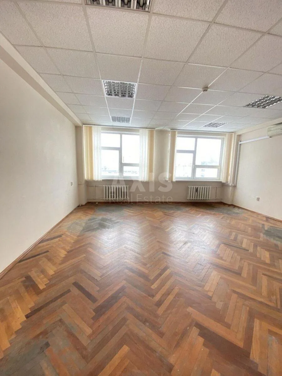 Офис ул. Сверстюка Евгения 23, 234м2
