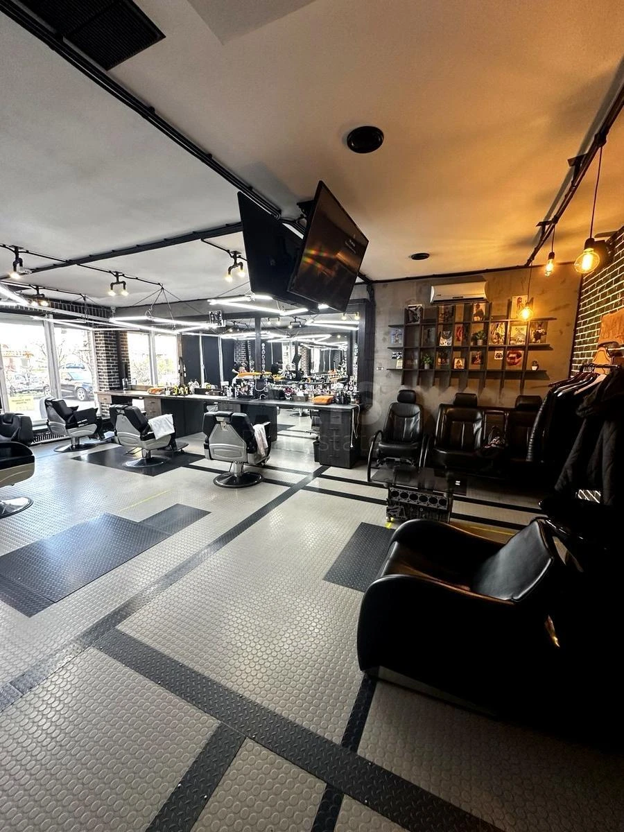 Office pr-t Volodimira Іvasyuka 6Б, 213m2679256