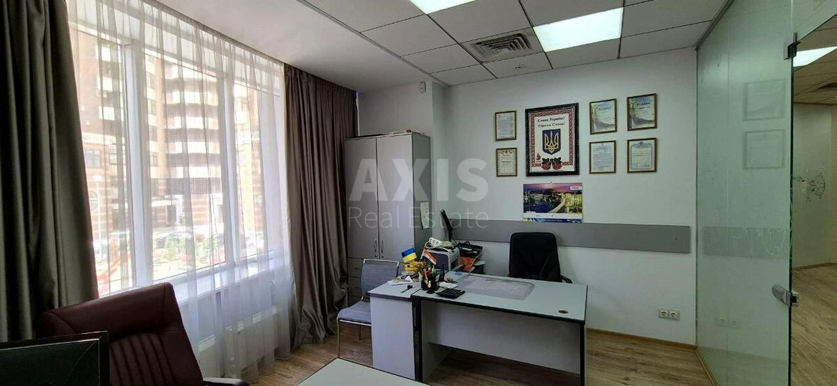 Office bul. Lesi Ukrai'nky 7Б, 200m26665913