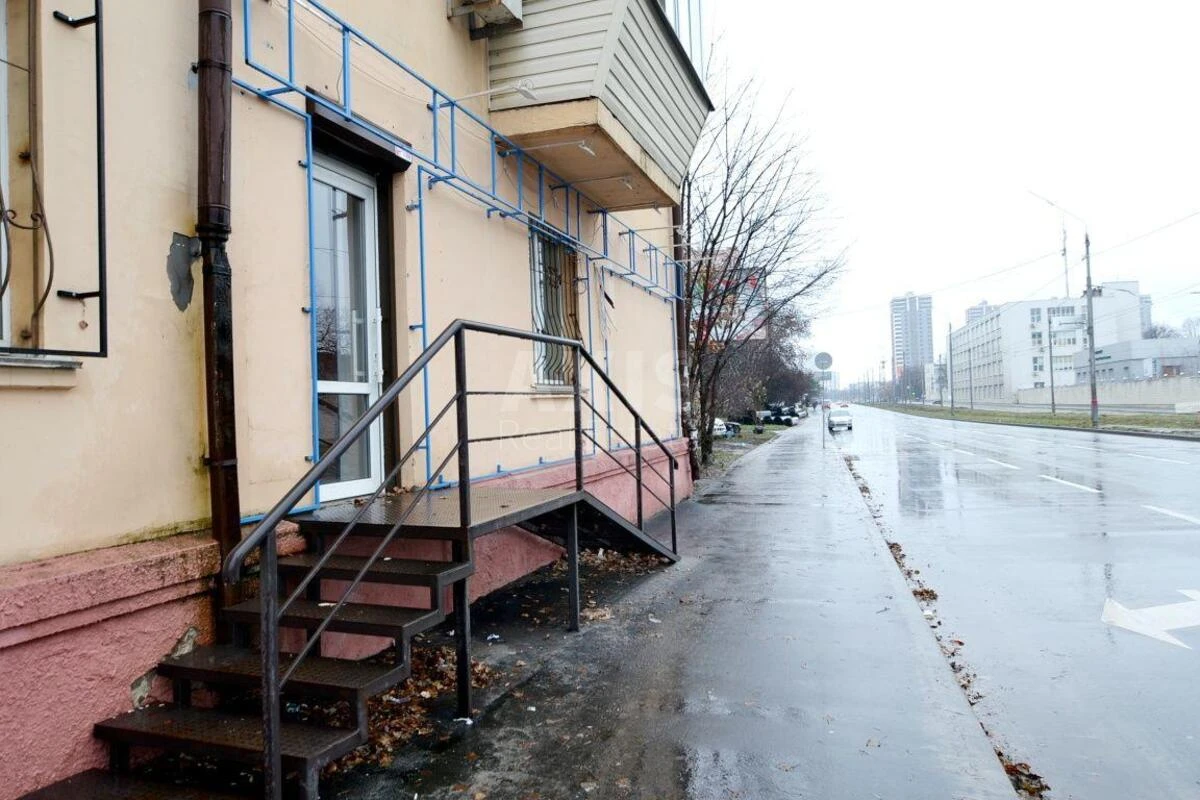 Trade object vul. Avtozavods'ka 37, 40m2620454