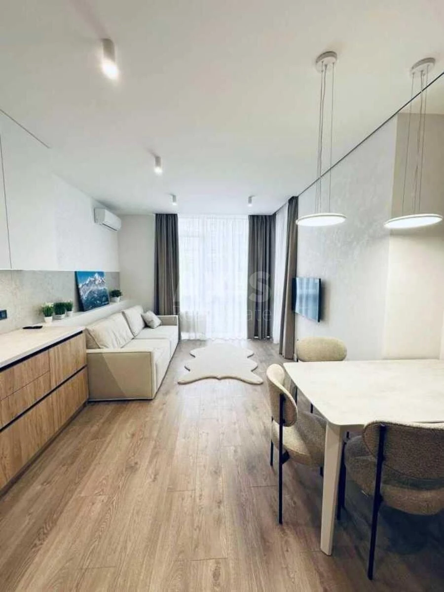 3k apartment vul. Velyka Vasyl'kivs'ka 139650000