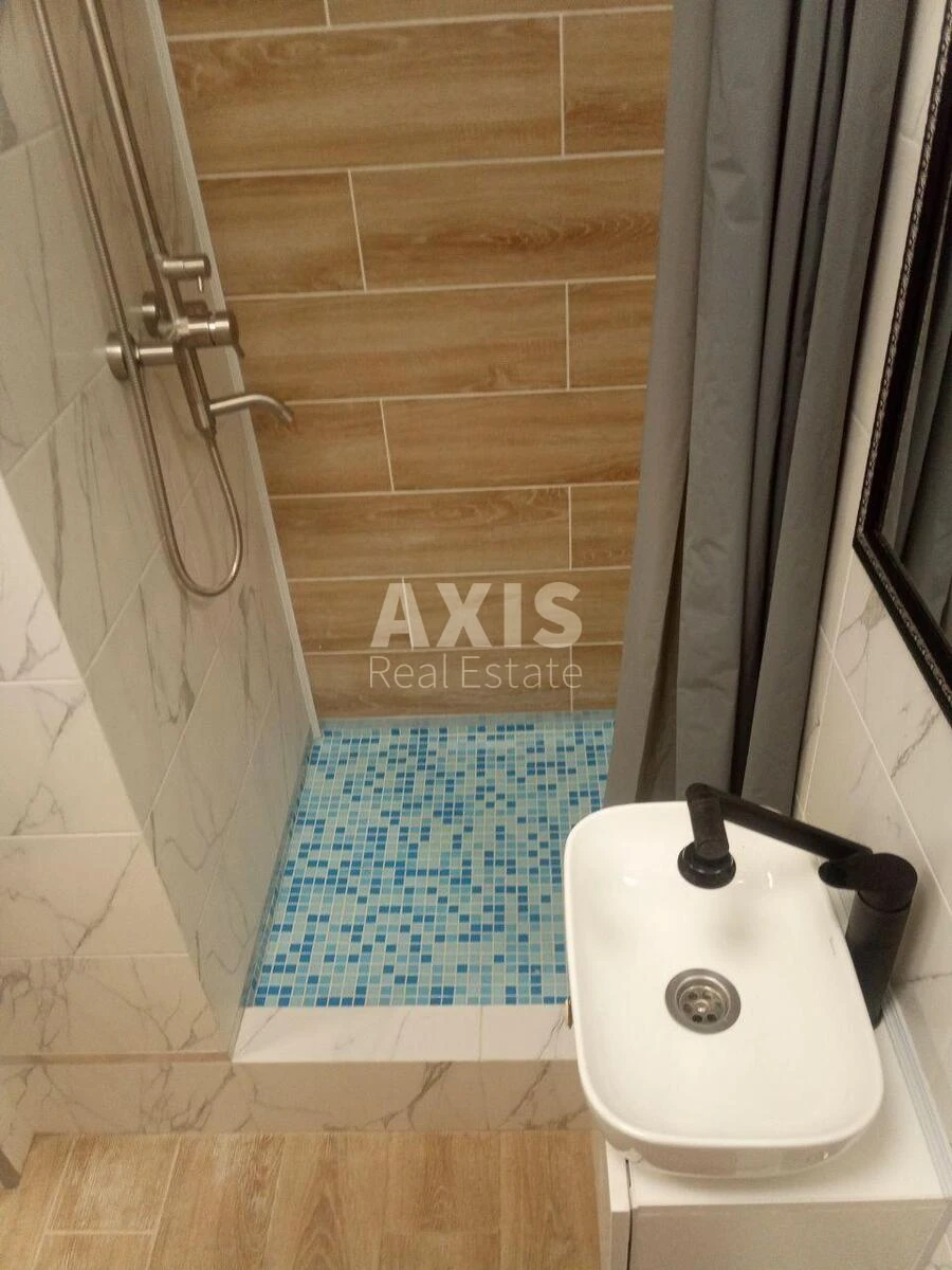 1к квартира Олега Мудрака ул. Один B6528511