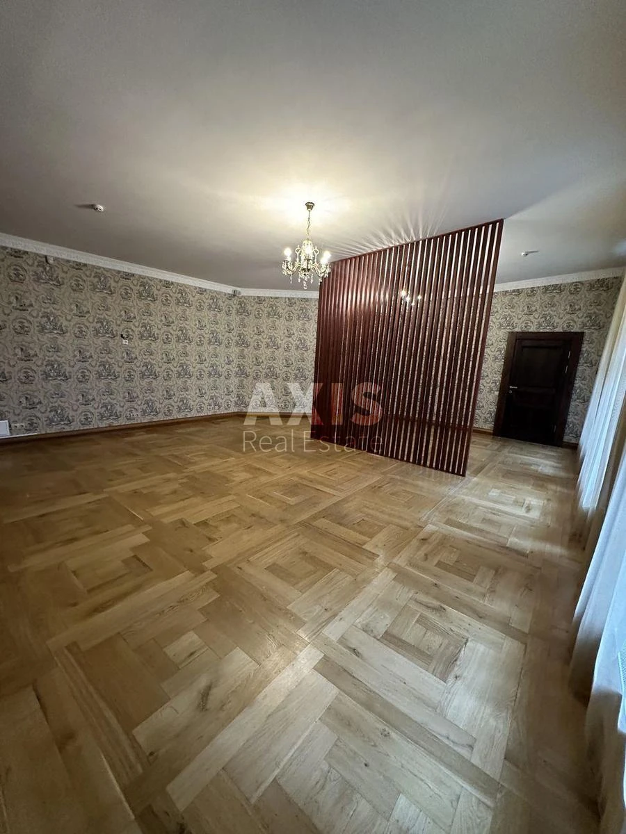 Office vul. Zhyljans'ka 72А, 62m243535