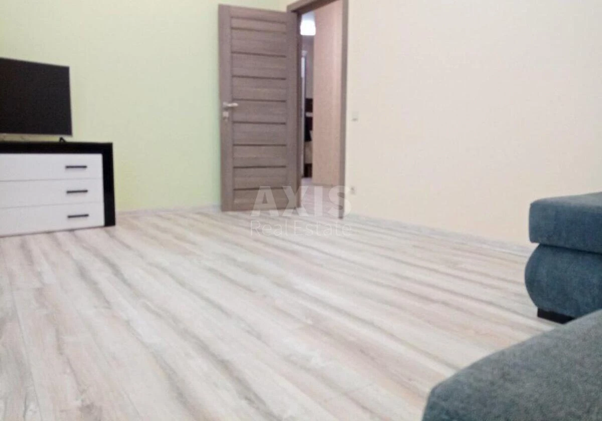 2k apartment vul. Mykil's'ko-Slobids'ka 1703045