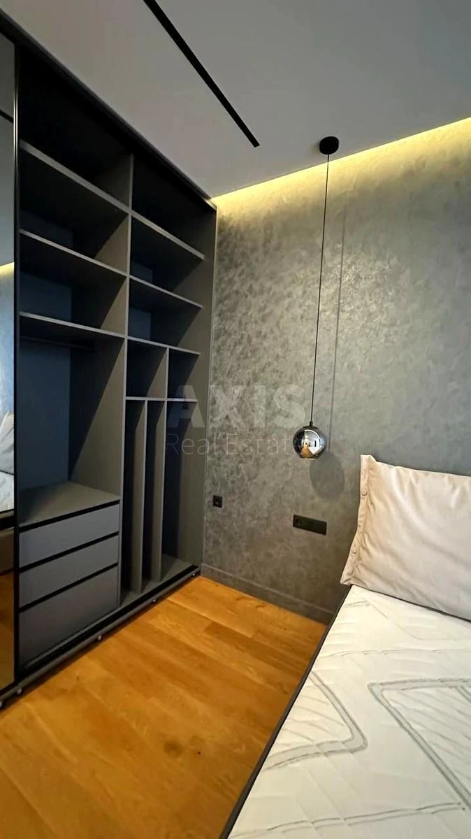 2k apartment nab. Dniprovs'ka 18Б7032711