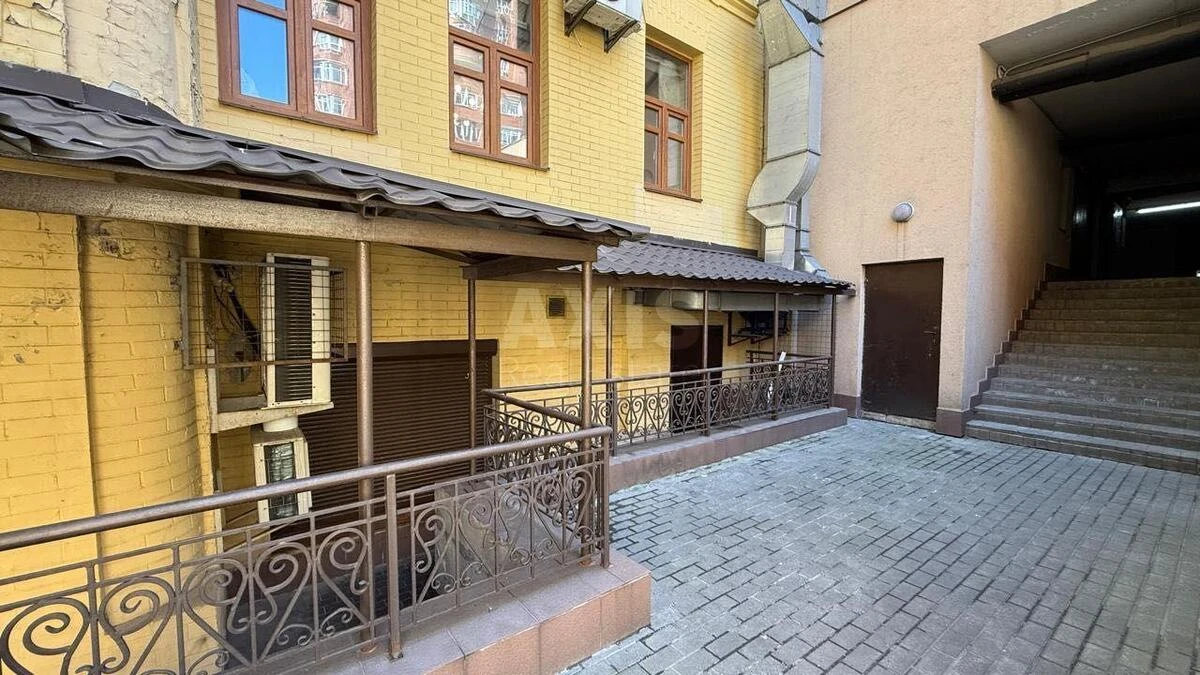 Trade object vul. Zlatoustivs'ka 14, 200m2673115