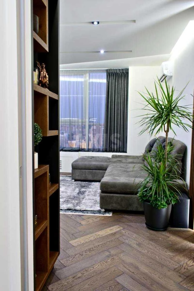 2k apartment pr-t Berestejskij 5В704466